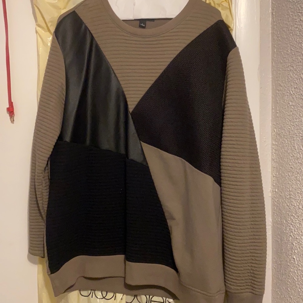 Men’s INC Pullover